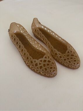 Meduse jelly flats, tan, size 41 (10). Excellent condition!